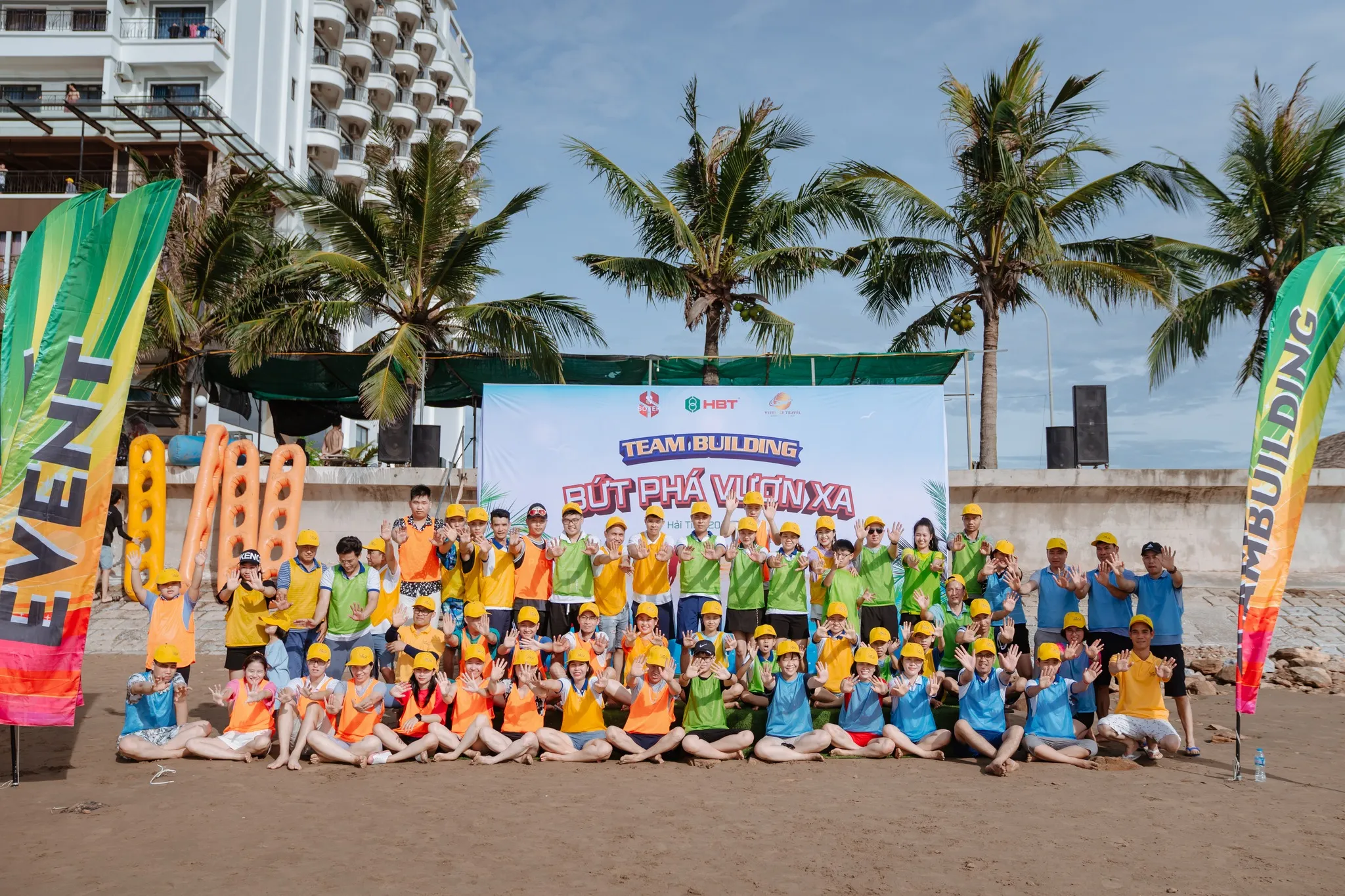 đồng phục đi biển teambuilding