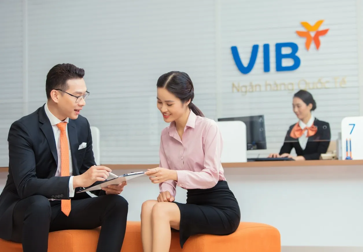 đồng phục ngân hàng VIB