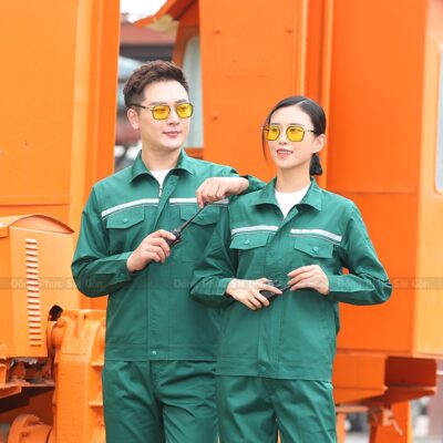 đồng phục công nhân chống nhăn tiện lợi 2