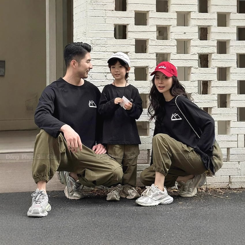 Đồng phục gia đình thu đông