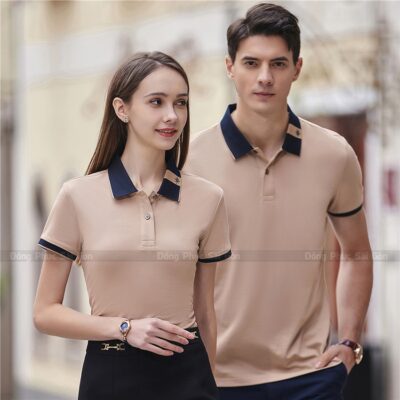 In áo đồng phục trên đường Bắc Hải