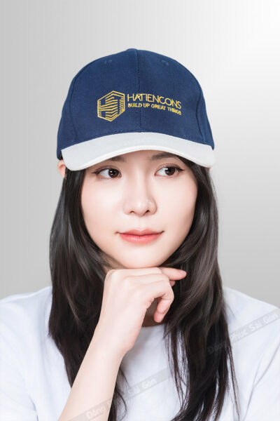 May mũ nón màu trắng phối xanh đen logo thêu giá rẻ 1
