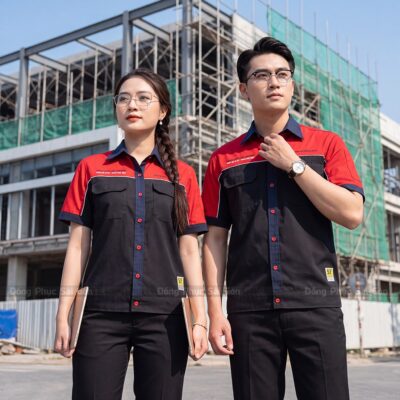 Mẫu đồng phục công nhân tay ngắn màu đen phối đỏ 1